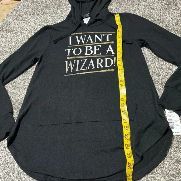 Harry Potter Fantastic Beasts Hooded Shirt Soft Top Women's Size XS NWT - Picture 4 of 8